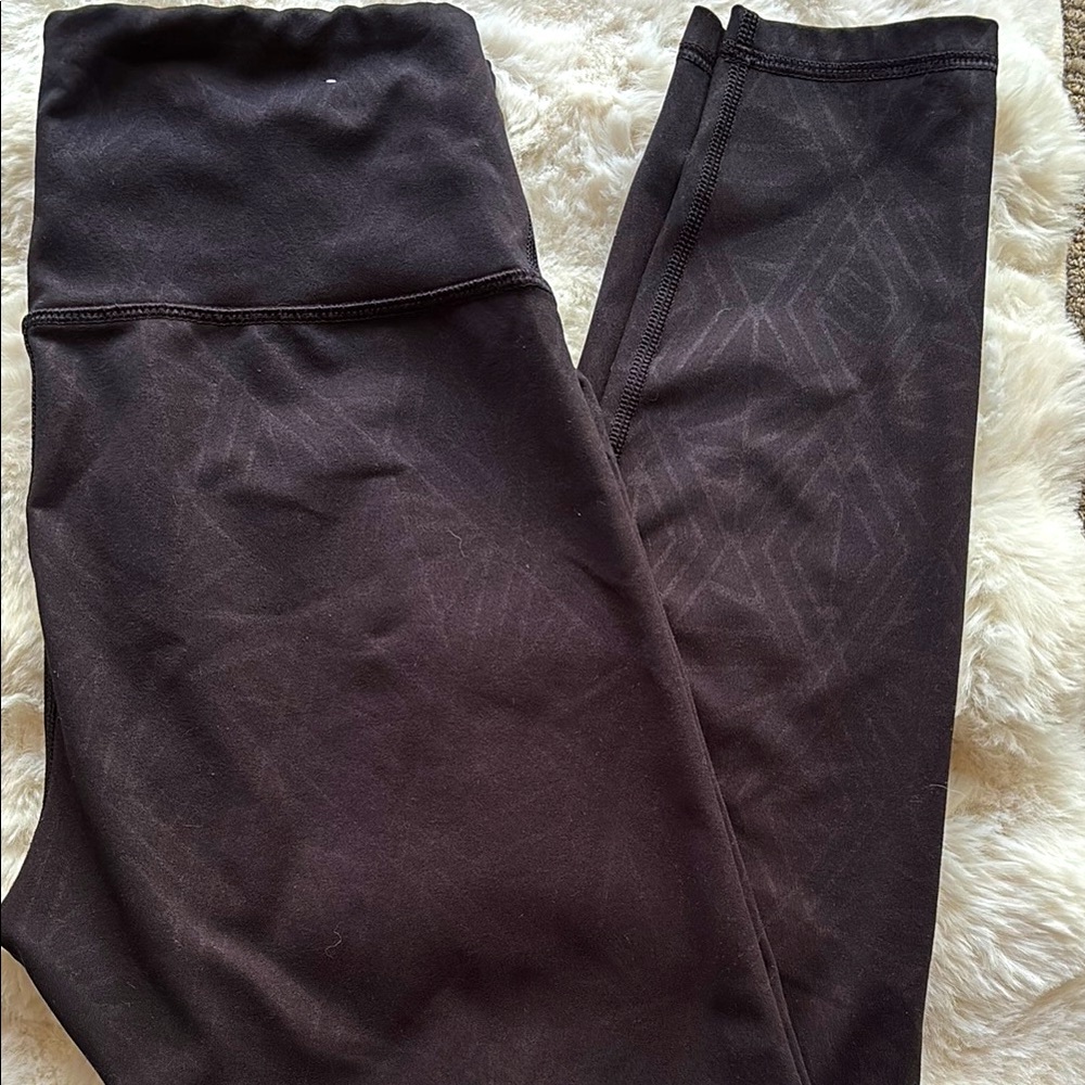 Old Navy Active Black Pattern Leggings